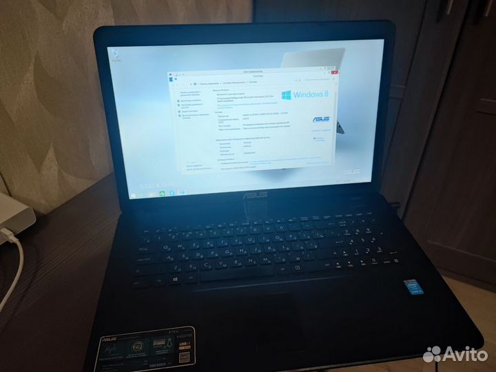 Ноутбук Asus X751L