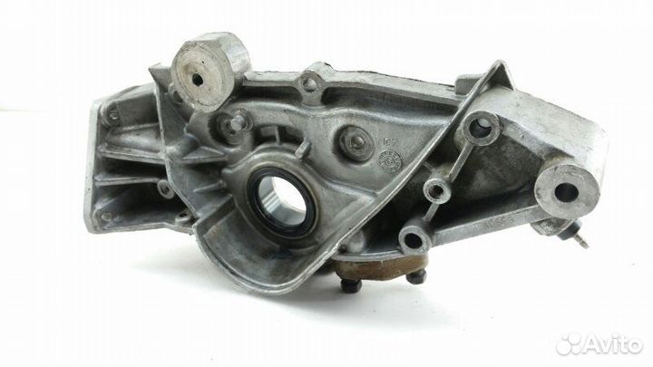 Масляный насос Mitsubishi Sigma F16A 6G72 1991