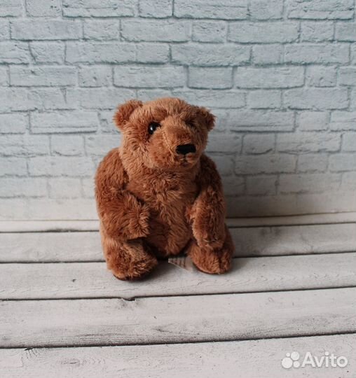 Медведь John West UK