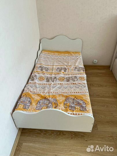 Детская кровать от 3 лет с матрасом бу