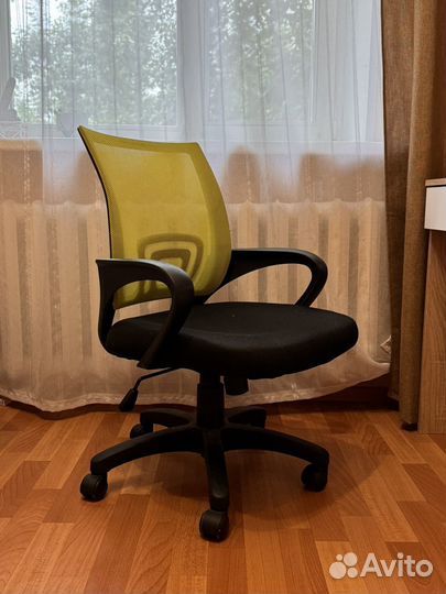 Компьютерное кресло