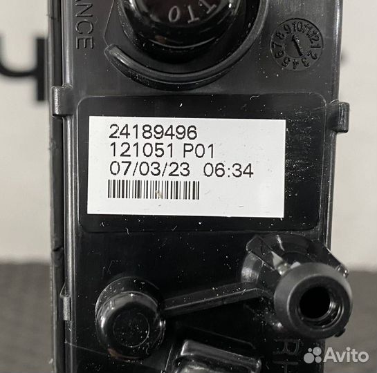 Поворотник правый Volvo FH5 84389835