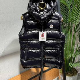 Жилетка Moncler с европы