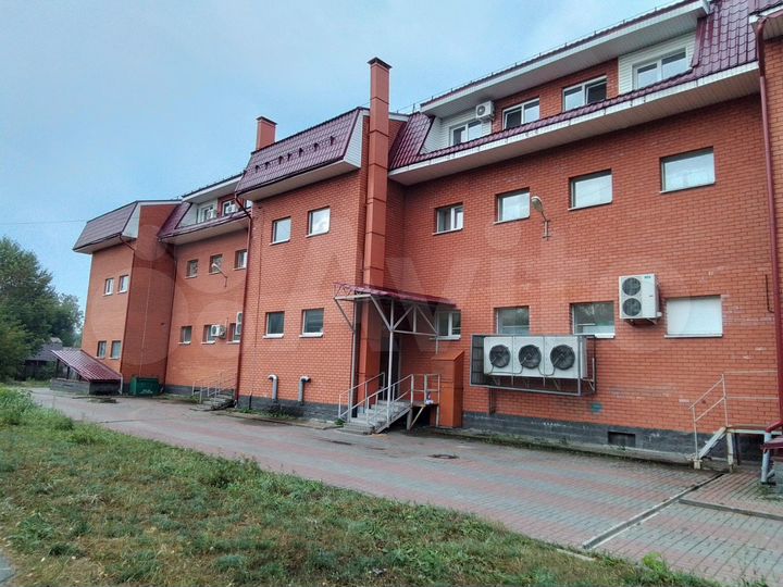 Здание, 3276 м²