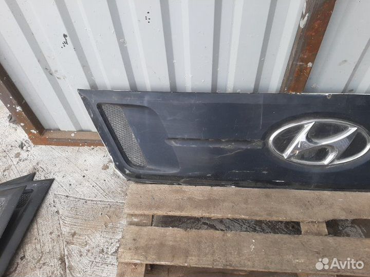 Облицовка передняя Hyundai Universe 2008