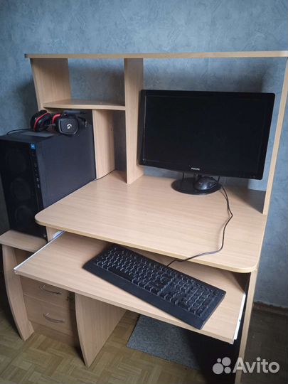 Компьютерный стол бу
