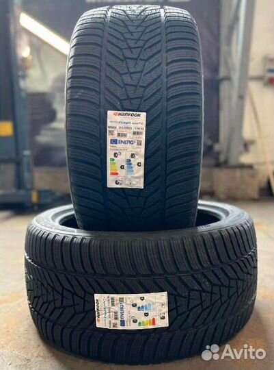 Hankook Winter I'Cept Evo 3 X W330A 275/40 R21 и 315/35 R21 107V