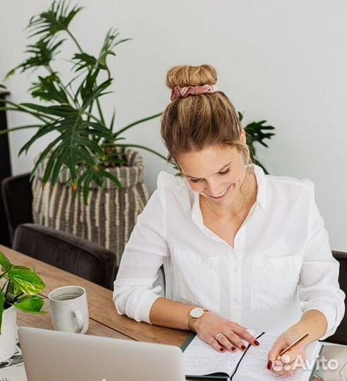 Администратор на ресепшен в салон красоты