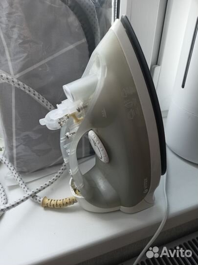 Утюг vitek