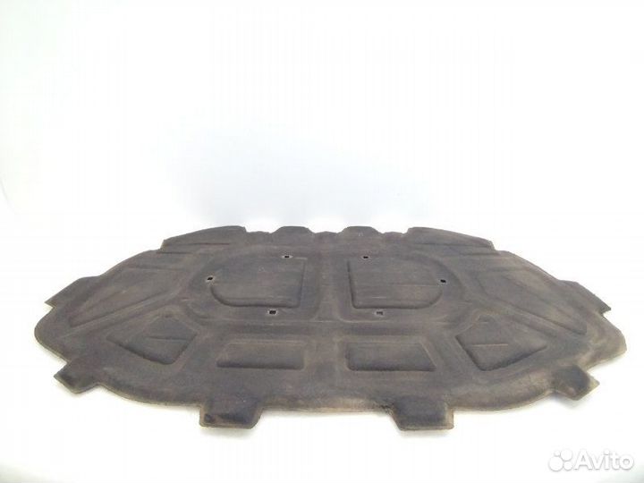 Шумоизоляция капота Audi Q7