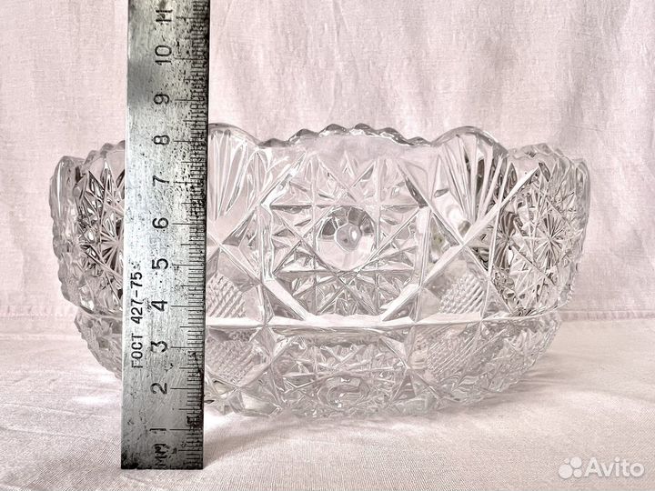 Вазы разные, хрустальные