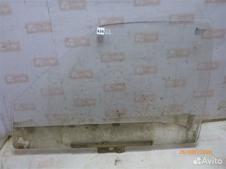 Стекло двери переднее левое Лада 2115 седан 2111