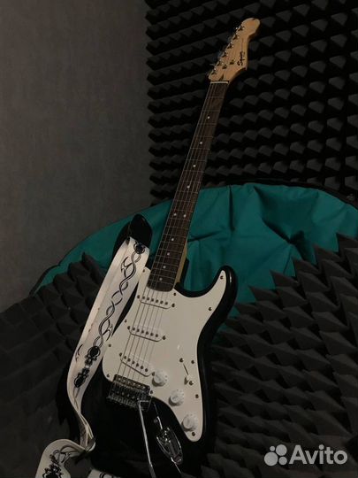 Электрогитара Fender Squier bullet stratocaster
