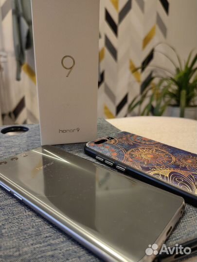 HONOR 9, 4/64 ГБ