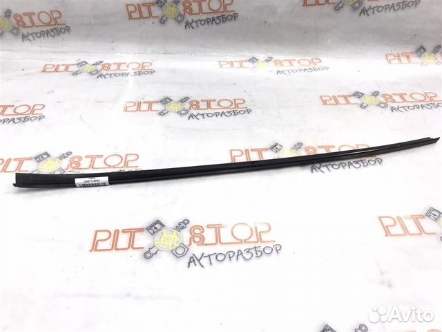 Молдинг лобового стекла левый Porsche Cayenne 9PA