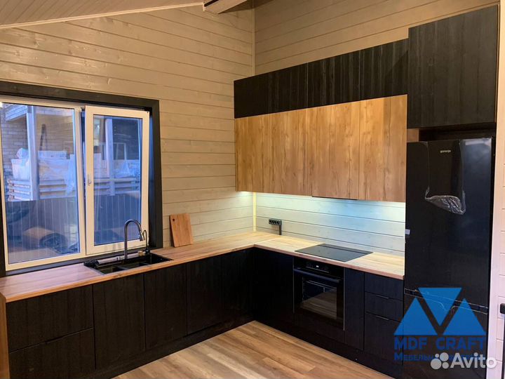 Кухня для частного дома углавая