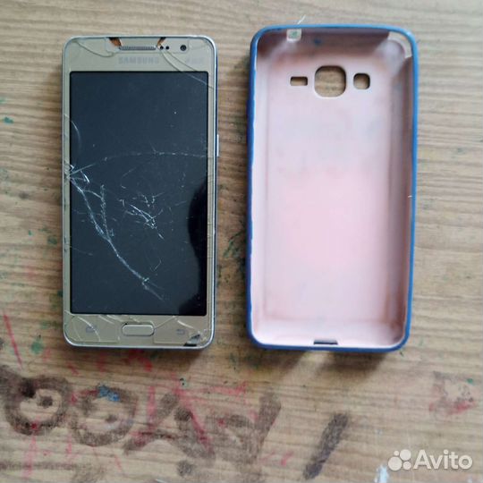 Телефон Samsung