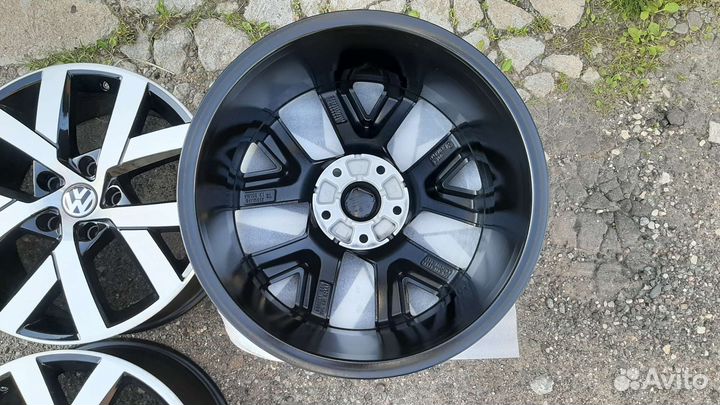Оригинальные диски Volkswagen Touareg R19 Германия