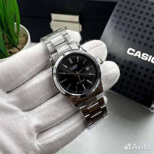 Часы Casio + коробочка