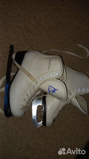 Коньки фигурные для девочки разм 33