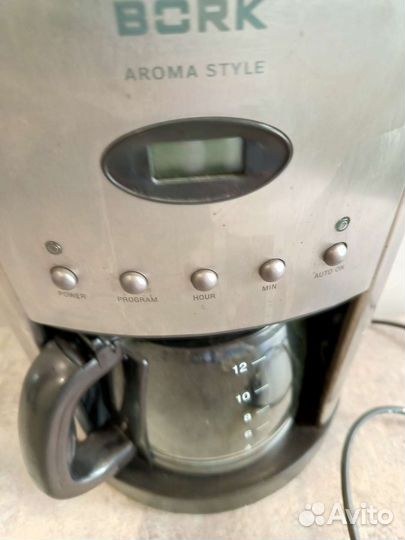 Кофеварка капельного типа Bork CM DEP 9416