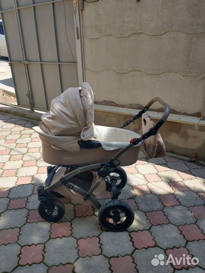 Коляска Laret