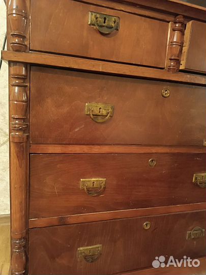 Тумба под телевизор