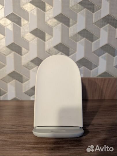 Google pixel stand 2