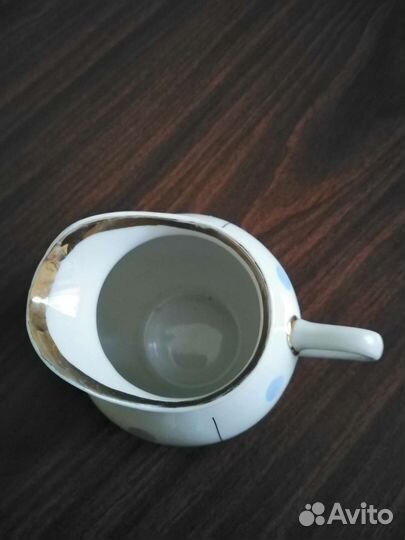 Молочник. Фарфор Сливочник. Позолота. кф