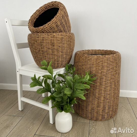 Кашпо из ротанга