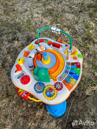 Развивающий столик жирафики