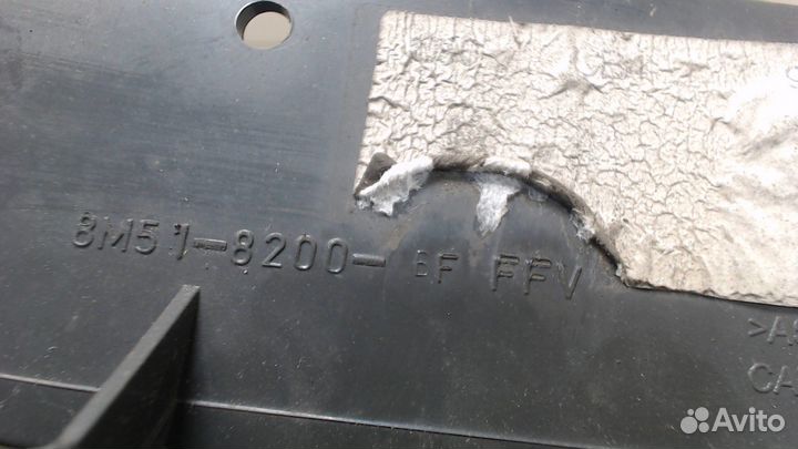 Решетка радиатора Ford Focus 2, 2009