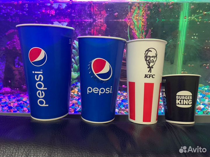 Одноразовые бумажные стаканы