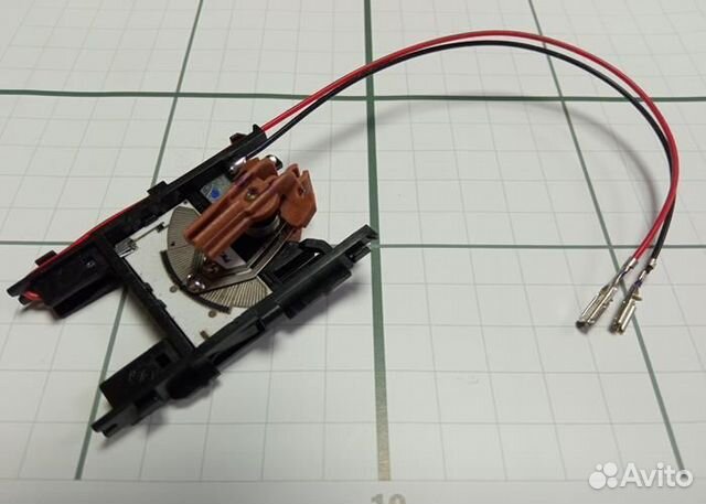 Датчик уровня топлива Geely LC Cross