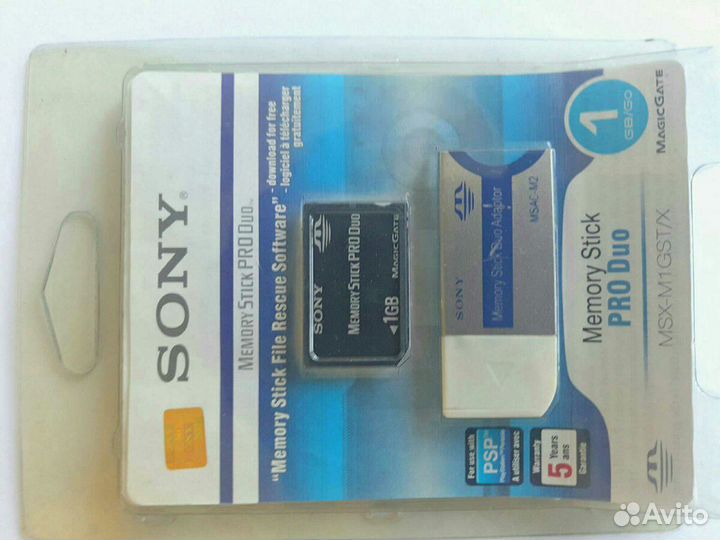 Карта памяти с адаптером Sony Memory Stick PRO Duo
