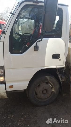 Isuzu NQR75, 2009