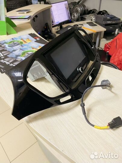 Магнитолла