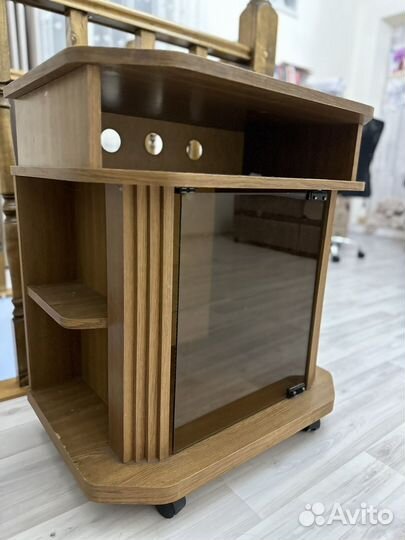 Тумба под телевизор