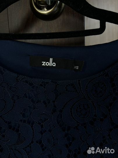 Блузка Zolla синяя с кружевом