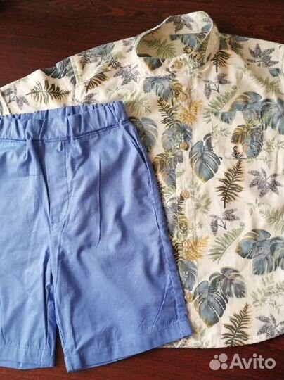 Детская одежда; рубашка и шорты голубого цвета