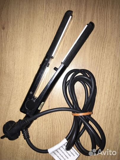 Утюжок (выпрямитель для волос) babyliss C31b