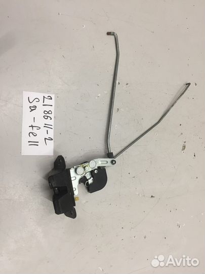 Замок двери багажника (Hyundai Santa Fe)