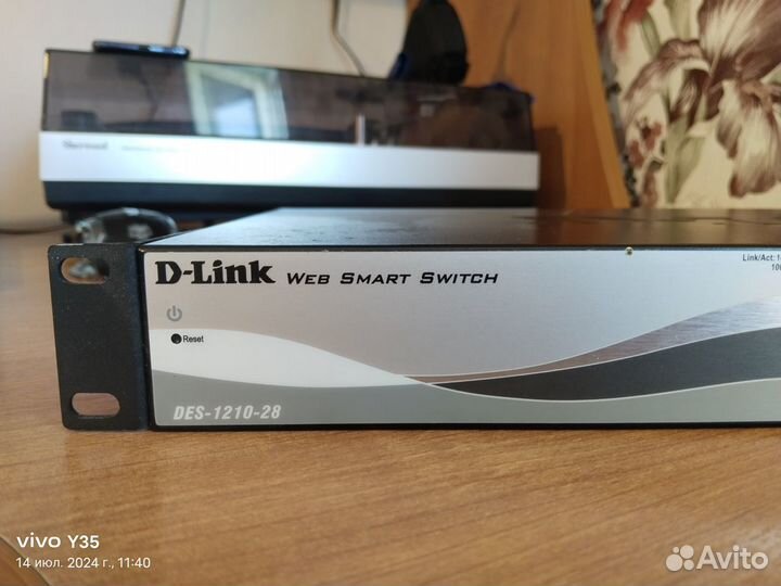 Коммутатор D-Link DES-1210-28