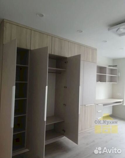 Встраиваемый шкаф