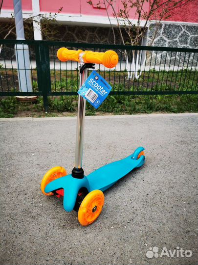 Самокат детский