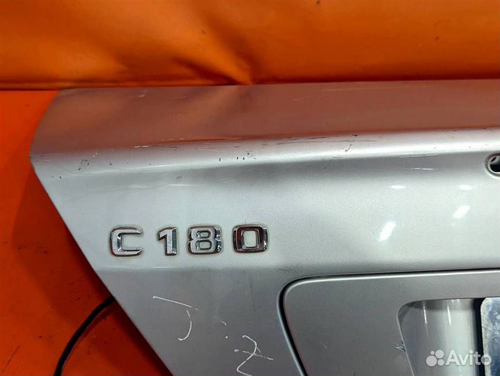 Крышка багажника w203 C-class 271.946