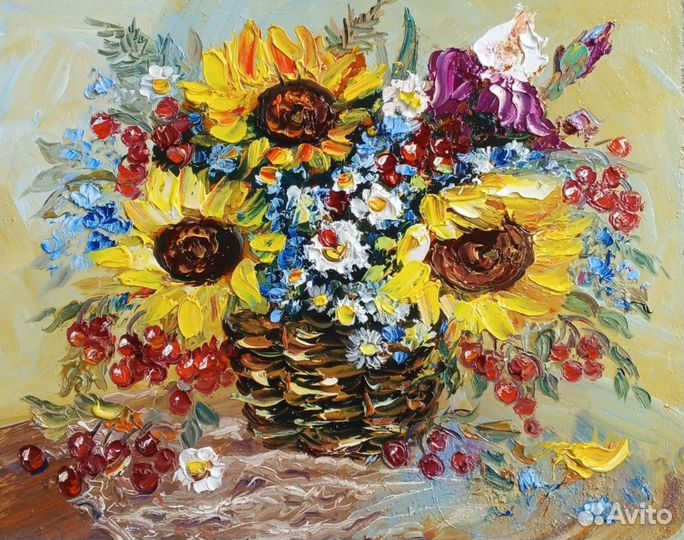 Букет с подсолнухами и ирисом