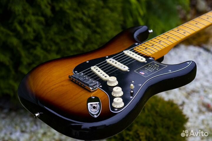 Fender American Ultra Luxe Stratocaster 2-Color
