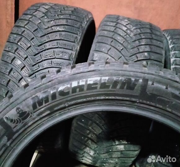 Michelin X-Ice North 3 235/45 R17