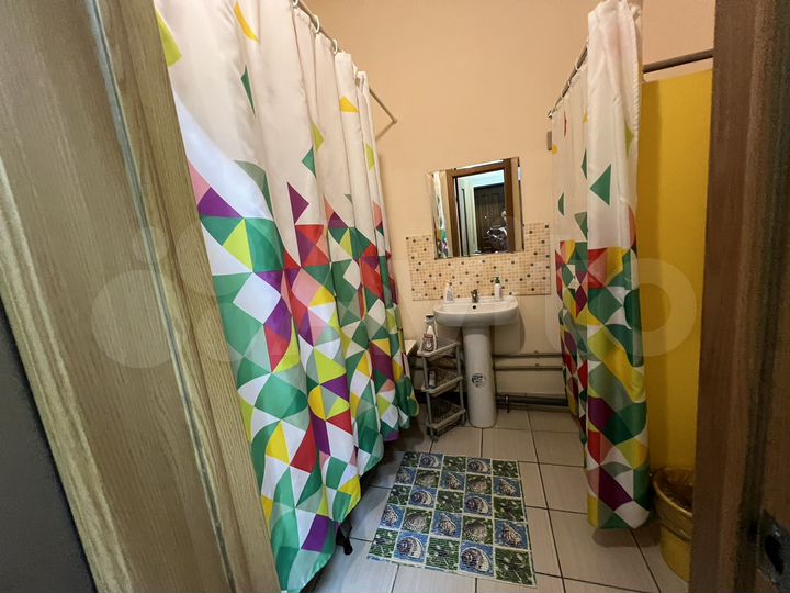 Комната 20 м² в 3-к., 1/17 эт.